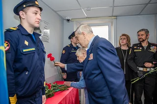 Мемориальную доску памяти участника спецоперации Максима Власова открыли в Старом Городке