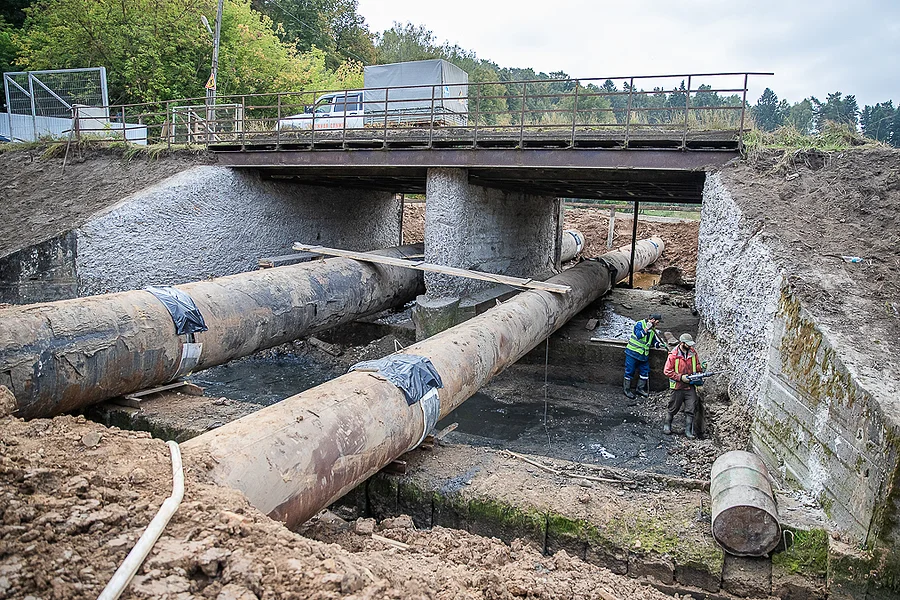 В поселке Назарьево продолжается капитальный ремонт плотины на реке Вязёмка, Сентябрь