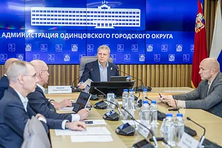 Совещание по строительству и содержанию линий наружного освещения провел Андрей Иванов