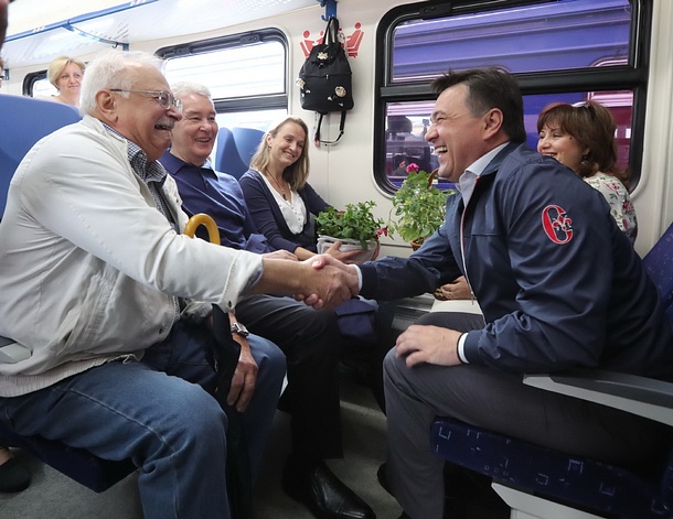 Проезд в пригородных поездах станет бесплатным для пенсионеров и льготников Москвы и Подмосковья, Июль