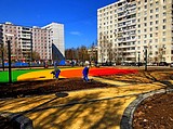 В поселке Горки-10 стартовали работы по благоустройству дворовых территорий возле домов №22 и 23