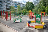 Комплексное благоустройство дворов началось в 3 поселениях Одинцовского района