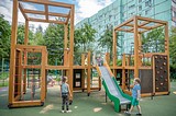 Семь новых детских площадок установили в Одинцовском районе по партийному проекту